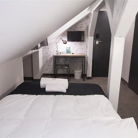 Marcopolo House-2